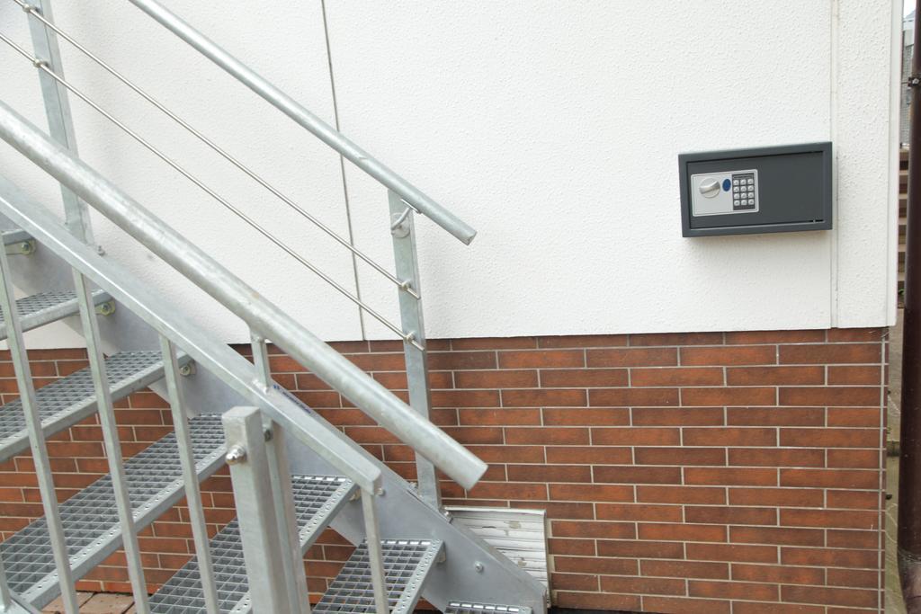Pension Haus Kassel Fuldatal Exteriör bild